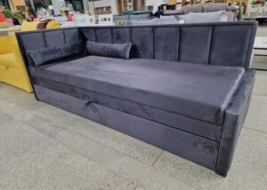 Minkšta sofa/sofa-lova su daiktadėže „Pino”
